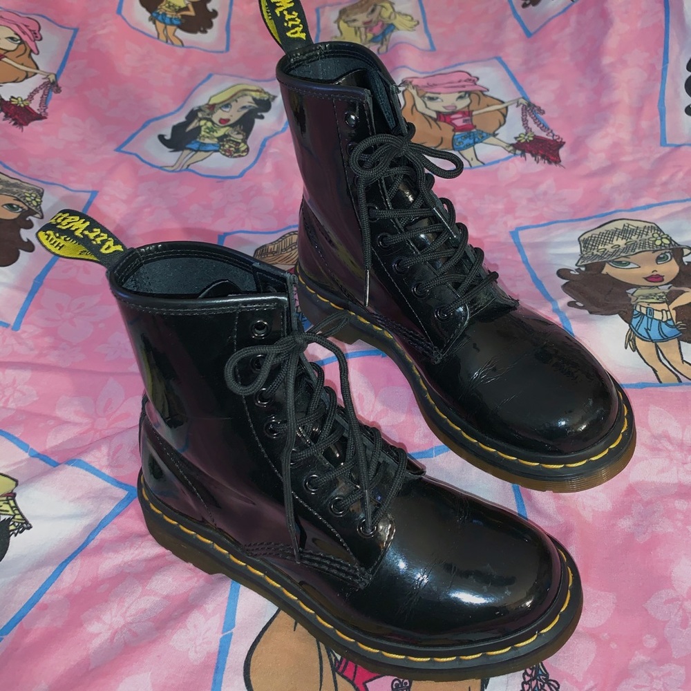 1460 PATENT LEATHER DR. MARTENS